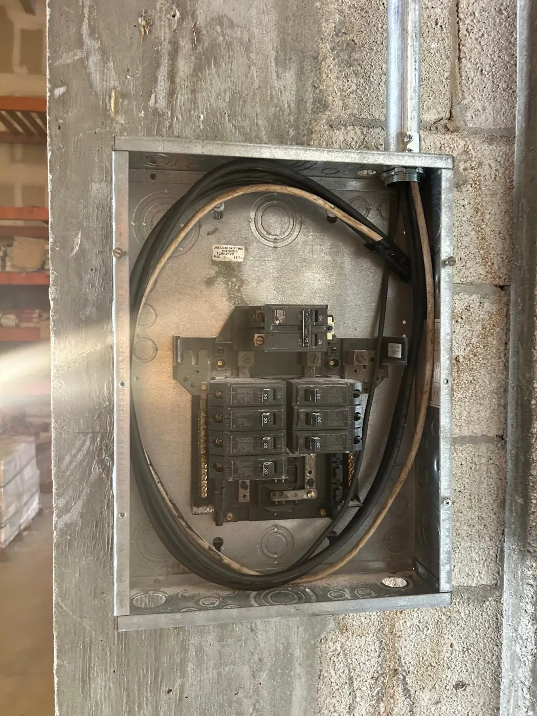 Outdoor outlets · 30, 50 A or higher